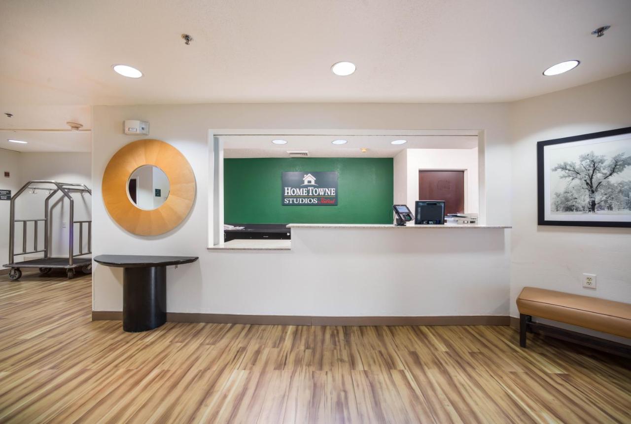 Hometowne Studios By Red Roof St. Louis - Airport/N Lindbergh Hazelwood Esterno foto