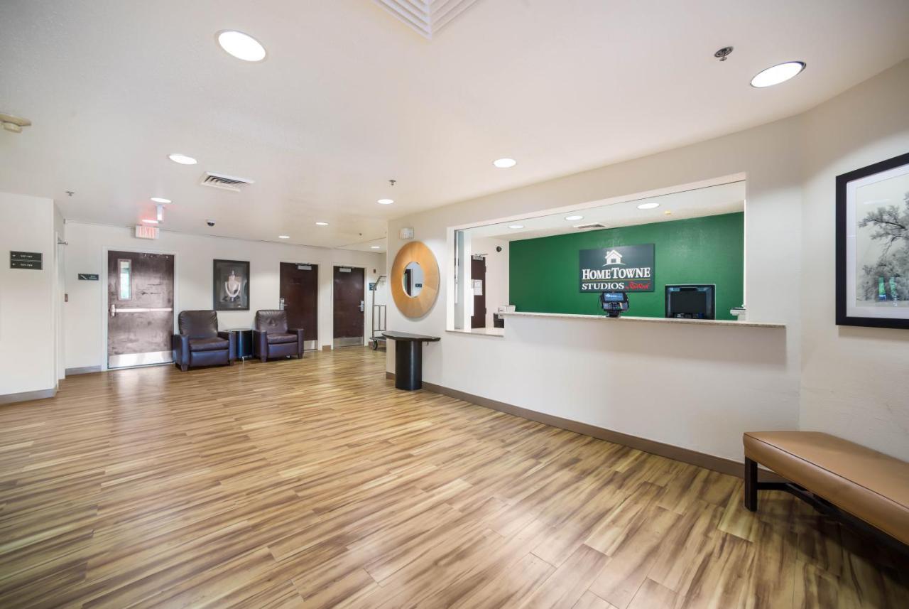 Hometowne Studios By Red Roof St. Louis - Airport/N Lindbergh Hazelwood Esterno foto